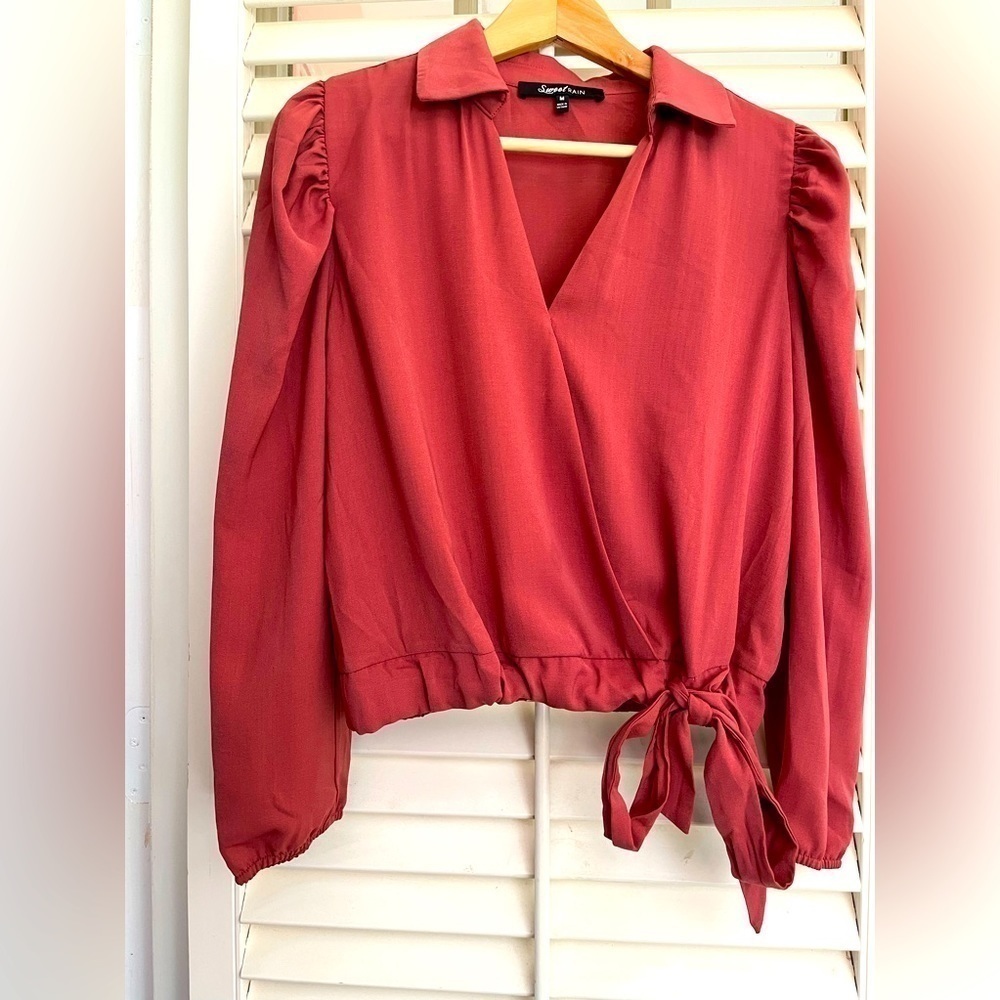 Sweet Rain wrap top Sz Medium NWT